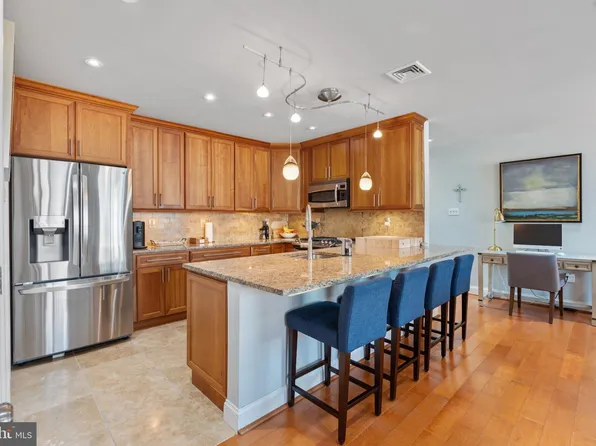 920 South St #6, Philadelphia, PA 19147