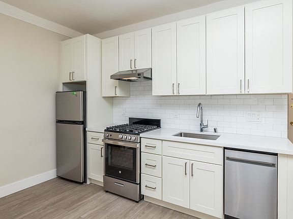 2nd image of 1651 Market St APT 509