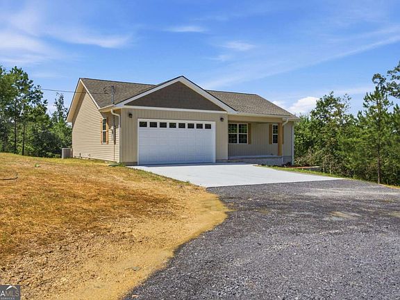 3rd image of 818 Joe Robertson Rd