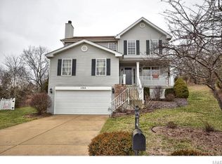 1393 Hunters Hollow Ct, Eureka, MO 63025