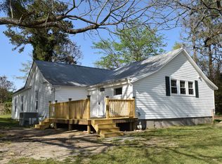 1049 Ballard Rd, Fuquay Varina, NC 27526