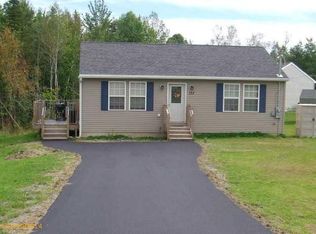 133 Briarwood Drive Ext, Bangor, ME 04401