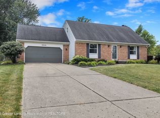 6835 Toboggan Ln, Lansing, MI 48917