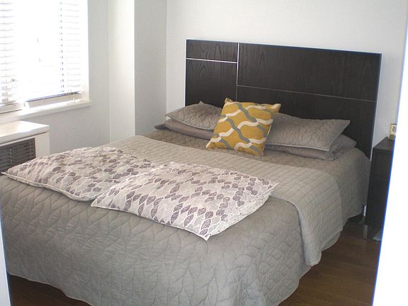 2nd image of 209-211 E 51st St #8D