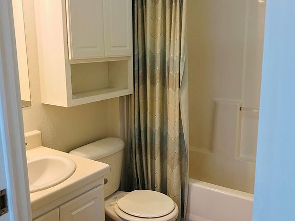 4th image of 2151 Government St #711