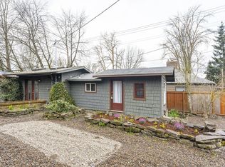 9833 N Clarendon Ave #B, Portland, OR 97203