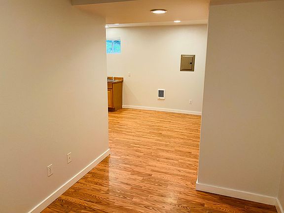 2nd image of 320 S Lafayette Ave APT 3
