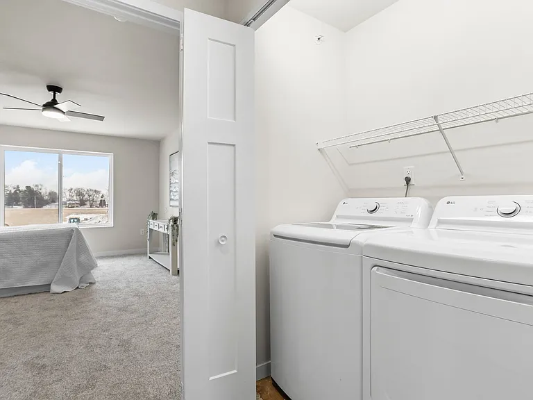 902 Canter Dr — Photo 14