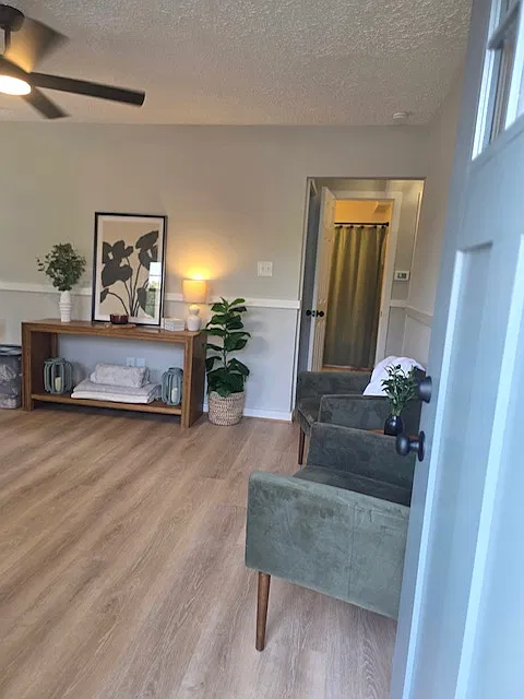 3 bed, 941 sqft, $2,600 — Photo 3