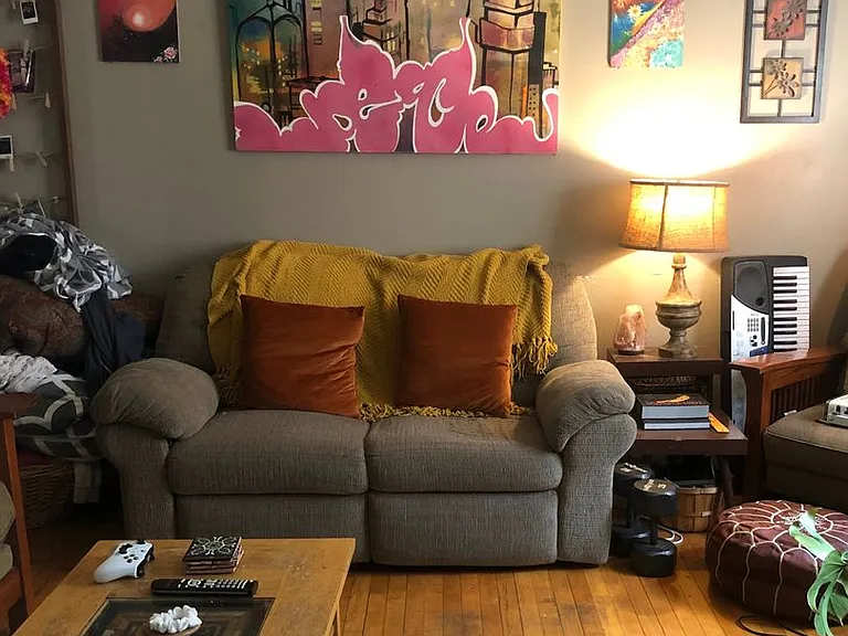 1857 N. Warren Ave....Available August 1st — Photo 3