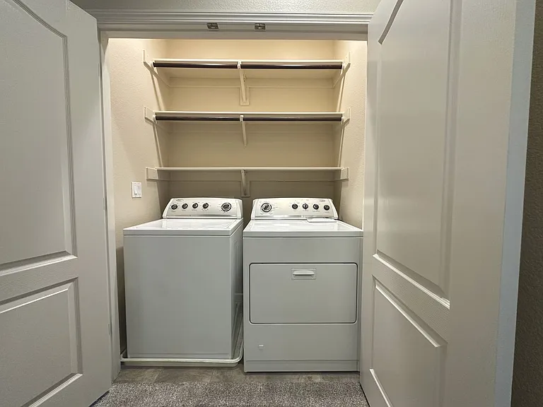 6104 Rockport Ln — Photo 19