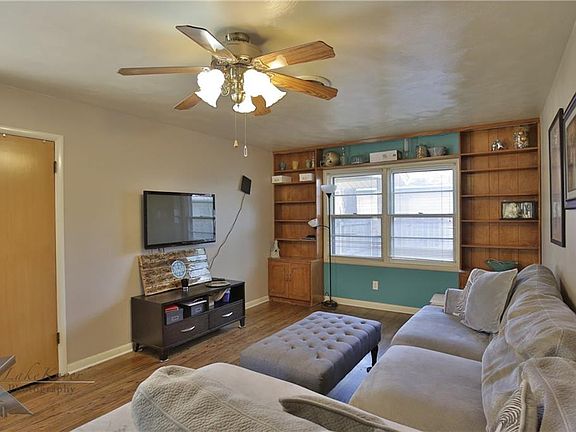 3rd image of 2136 S 34th St