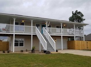 6908 Sea Crab Cir, Navarre, FL 32566