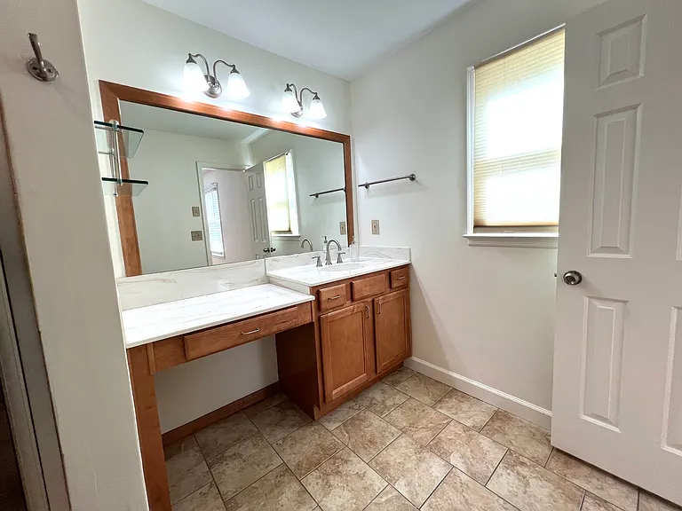 2179 Heritage Trace Dr — Photo 24