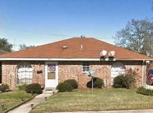 206 Duke Dr, Kenner, LA 70065