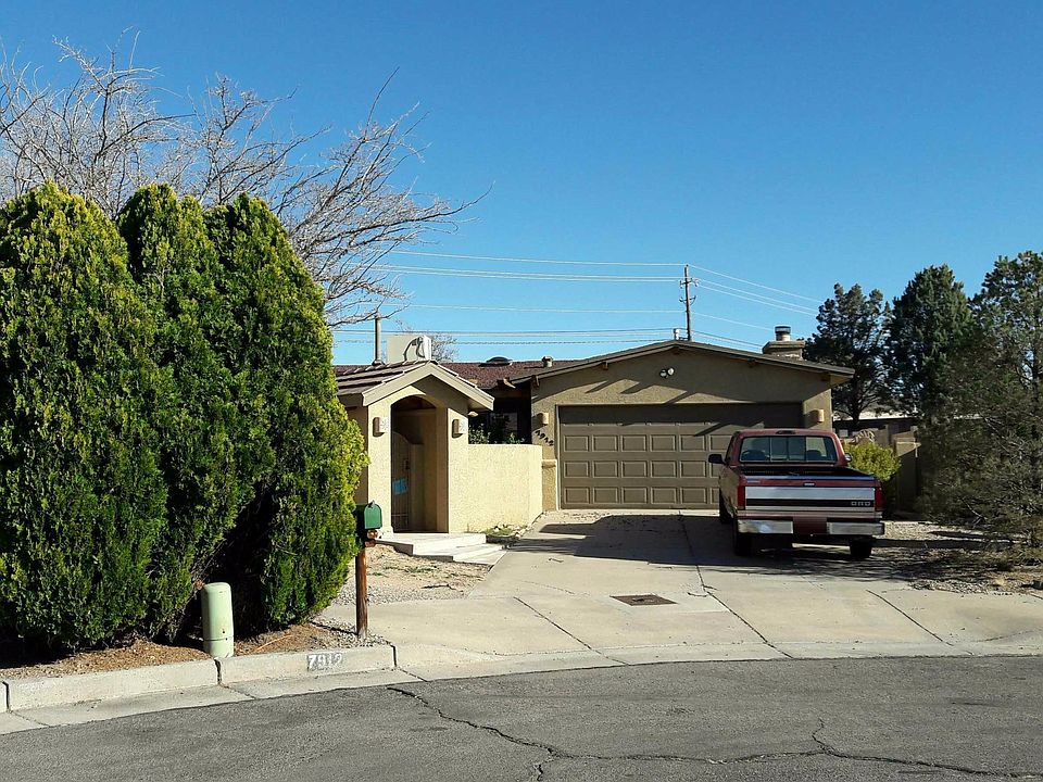 2nd image of 7912 Loma Del Norte Rd NE