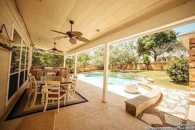 5 bed, 4.0 bath, 3390 sqft, $3,500 — Photo 4