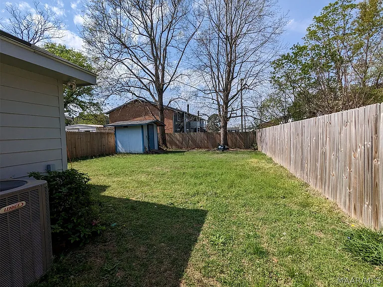 5908 Carmel Dr — Photo 15