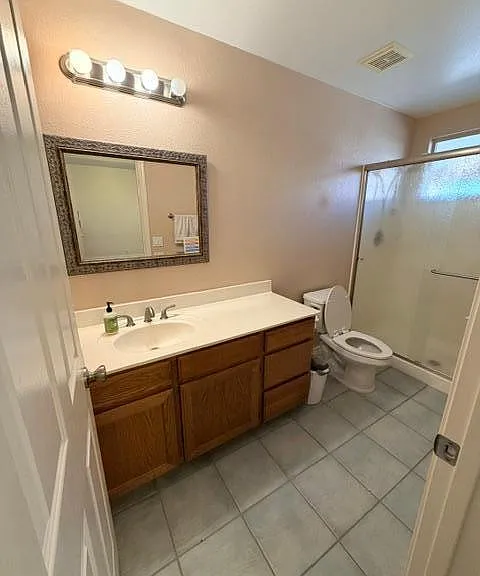 2560 S Vineyard — Photo 32