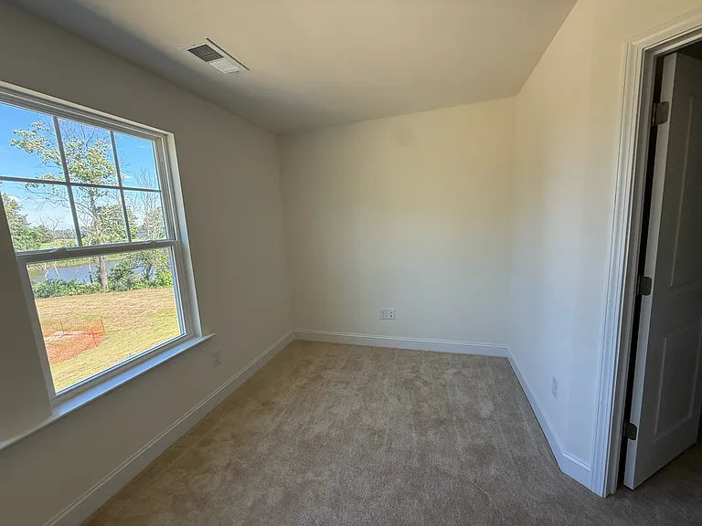 40 Clementine St — Photo 15