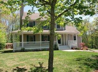 16 Autumn Dr, Tolland, CT 06084