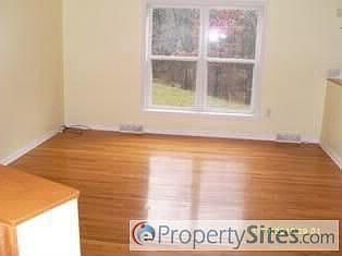 4th image of 9444 Alex Dr