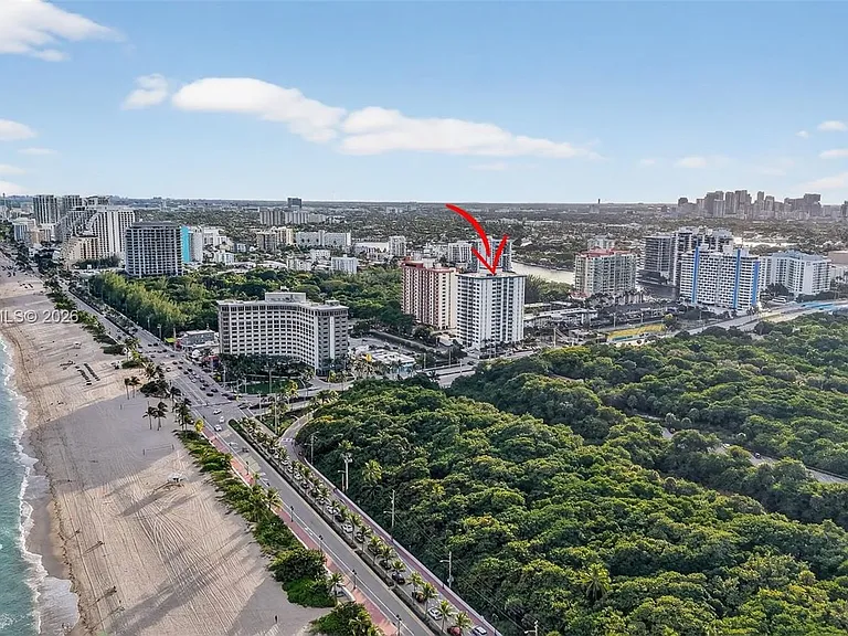 3000 E Sunrise Blvd #14C — Photo 2