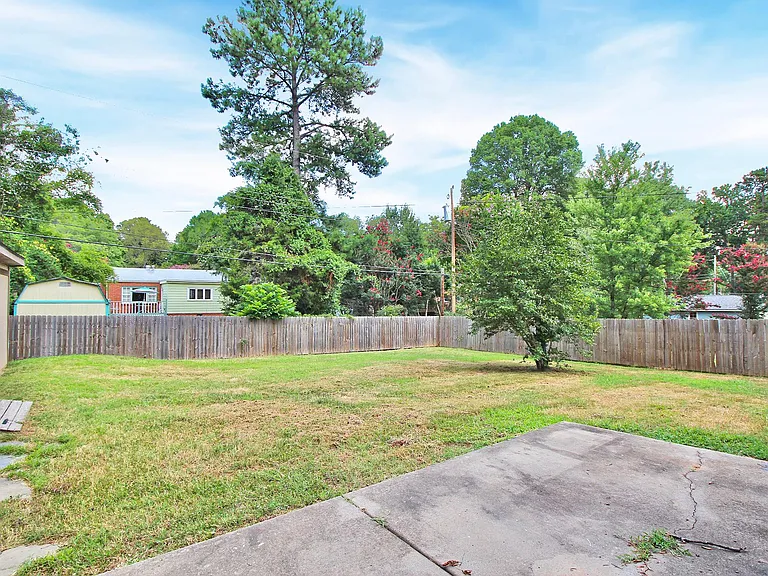 401 Scaleybark Rd — Photo 30