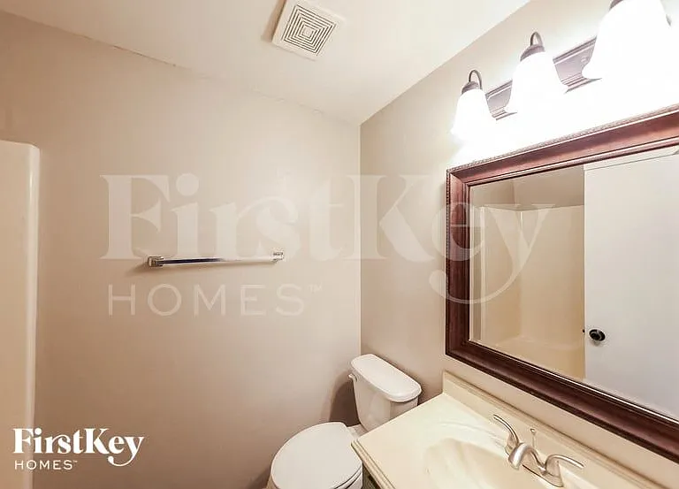 1521 Cedargate Cir — Photo 13