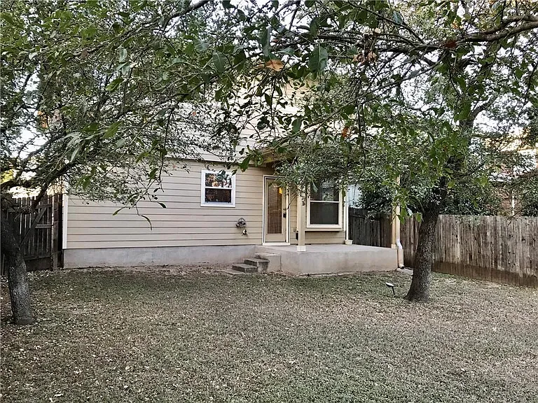 13609 Pine Warbler Dr — Photo 24