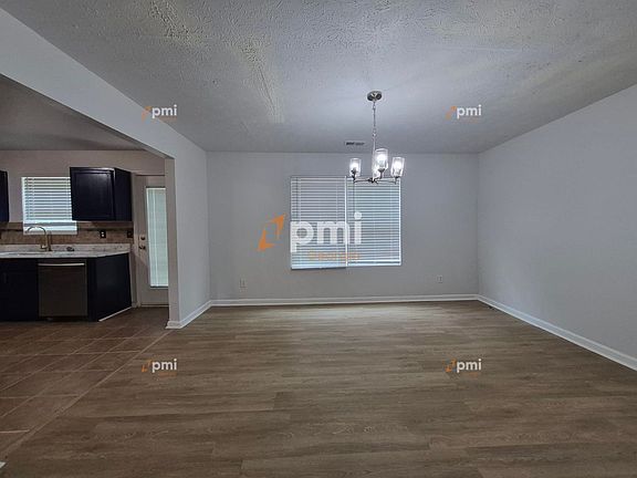 4th image of 304 Klinetop Dr
