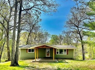 118 Woodmark Manor Dr, Winfield, MO 63389