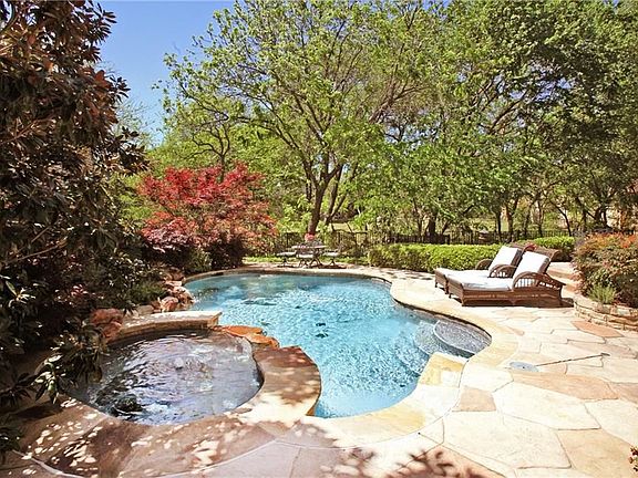 4th image of 5023 Oak Knoll Ln