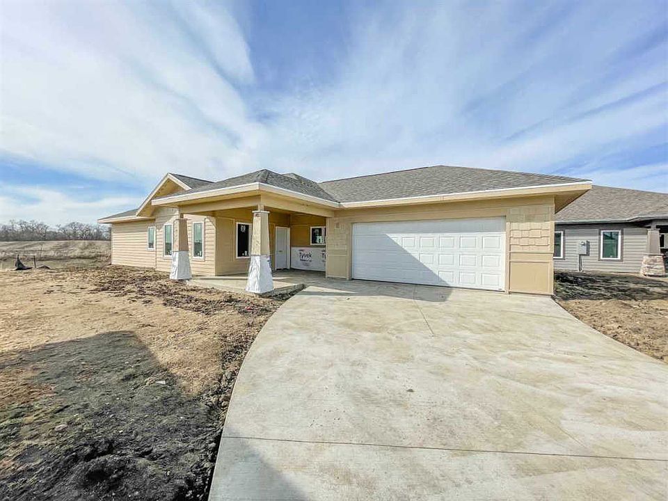 1st image of 4506 Tallgrass Cir #17
