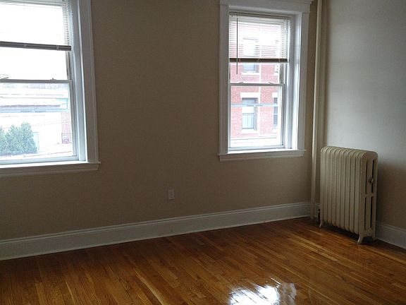 1197 Commonwealth Ave. #9 Boston (Allston) Shared Unit Pho
