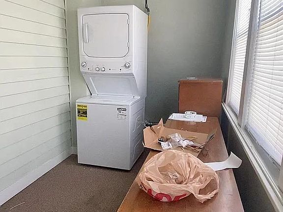 3rd image of 5629 N Mason Ave #2