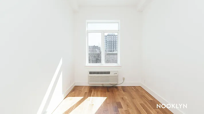 Rented by Nooklyn NYC LLC | media 10