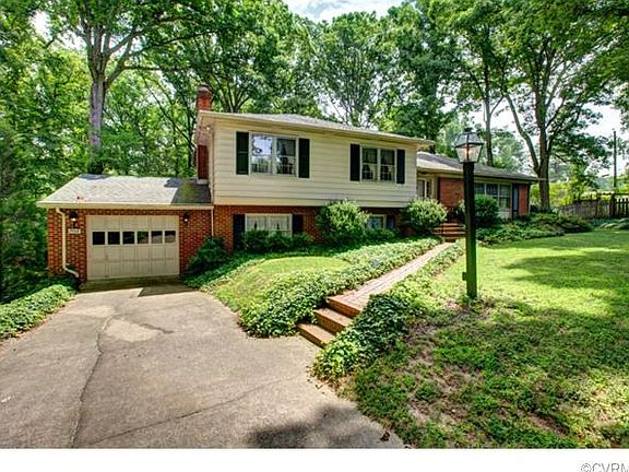 2nd image of 7707 Boxwood Ct