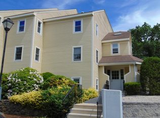 126 Heritage Dr, Northbridge, MA 01534