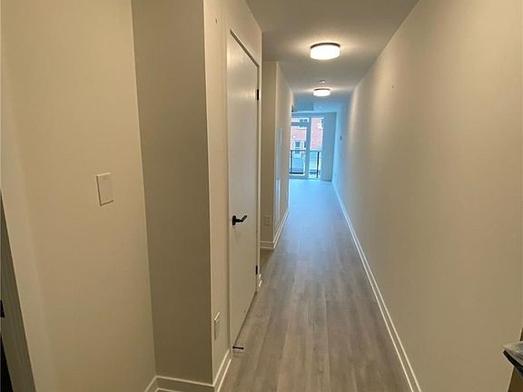 5th image of 2306 Saint Clair Ave W #209