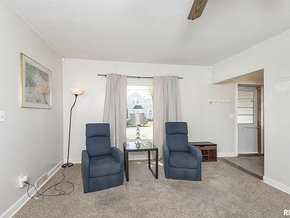 4th image of 1003 E Richwoods Blvd