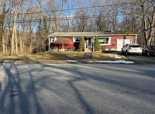 244 Stony Acre Dr, Cranston, RI 02920