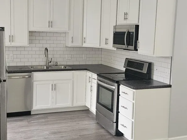 118 E Lorain St APT B, Oberlin, OH 44074