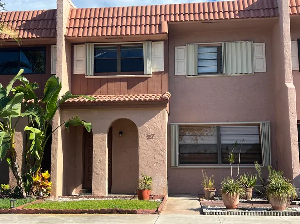 27 Matador Ln, Davie, FL