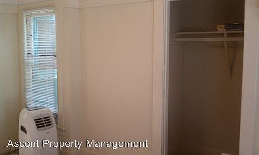 4th image of 920 Orange Ave #4