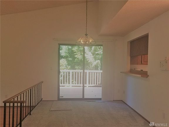 4th image of 25415 213th Pl SE Unit 26