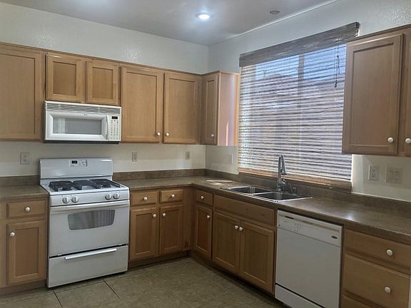5th image of 7283 Forest Village Ave