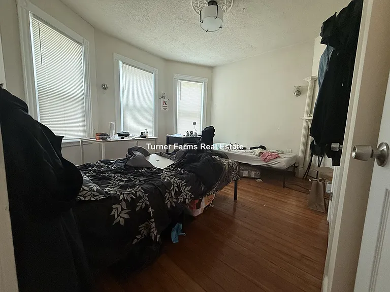 64 Fisher Ave #1 — Photo 2