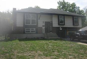 1st image of 8301 E 105th St