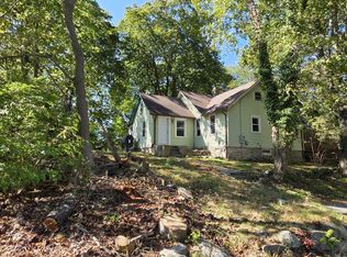 170 Meridian St, Groton, CT 06340